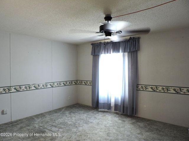 28448 Wildlife Lane, Brooksville, FL 34602