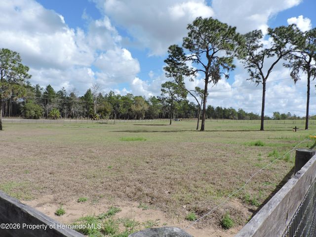28448 Wildlife Lane, Brooksville, FL 34602