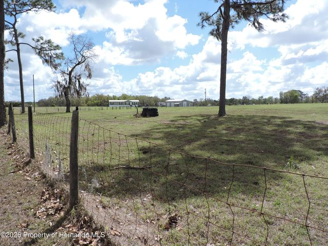 28448 Wildlife Lane, Brooksville, FL 34602