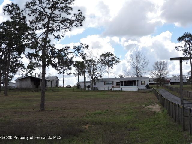 28448 Wildlife Lane, Brooksville, FL 34602