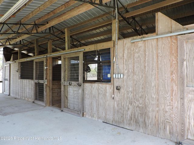 28448 Wildlife Lane, Brooksville, FL 34602