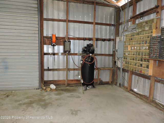 28448 Wildlife Lane, Brooksville, FL 34602