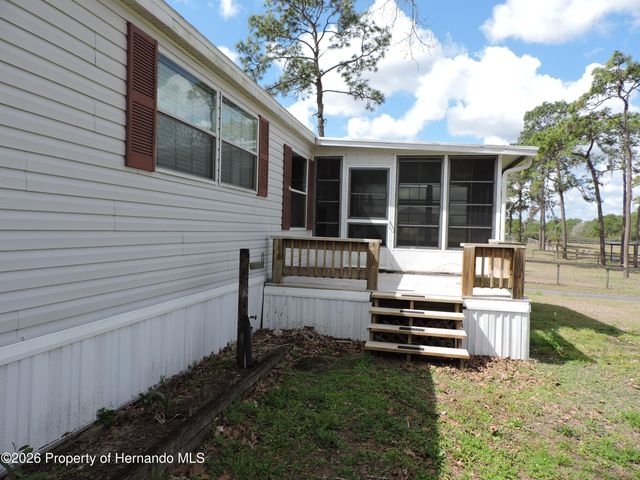 28448 Wildlife Lane, Brooksville, FL 34602