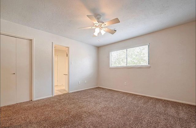 1746 Cloister Dr Apt21 Drive 21, Crosby, TX 77532