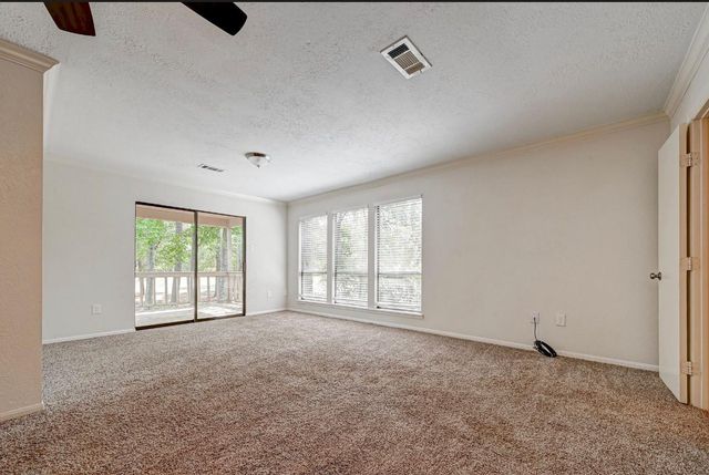 1746 Cloister Dr Apt21 Drive 21, Crosby, TX 77532