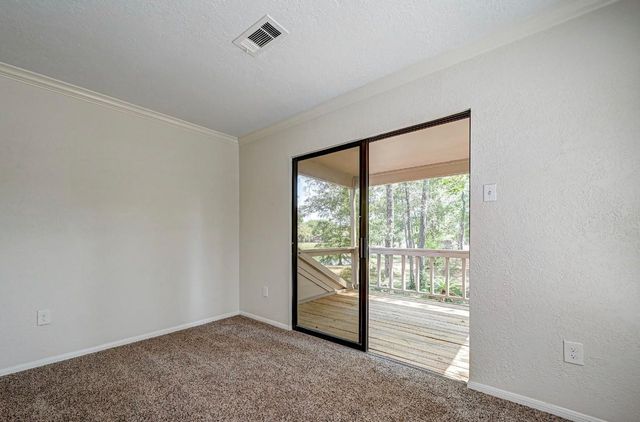 1746 Cloister Dr Apt21 Drive 21, Crosby, TX 77532