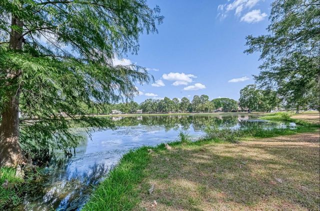 1746 Cloister Dr Apt21 Drive 21, Crosby, TX 77532