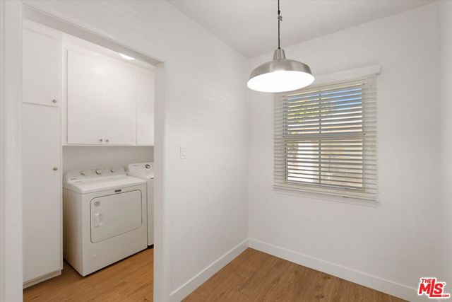 6711 W 87th Place, Los Angeles, CA 90045