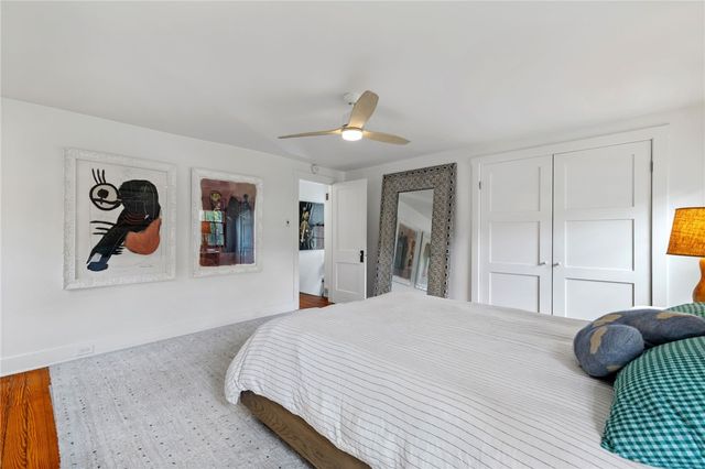 332 Leroi Rd, Point Breeze, PA 15208