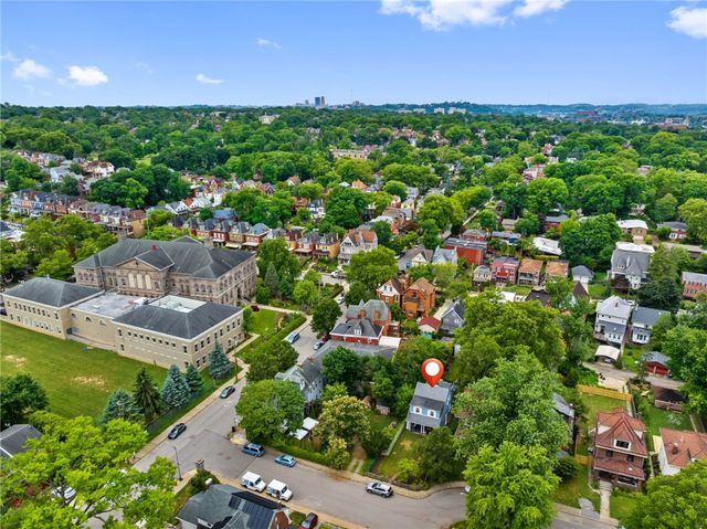 332 Leroi Rd, Point Breeze, PA 15208