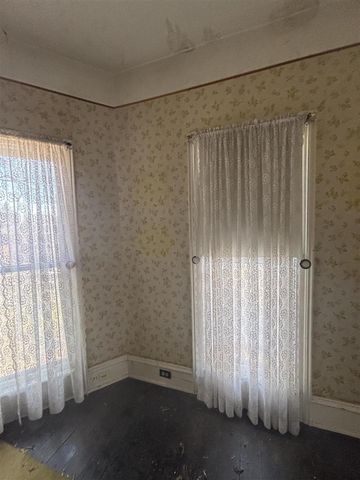 112 W Main Street, Manchester, MI 48158