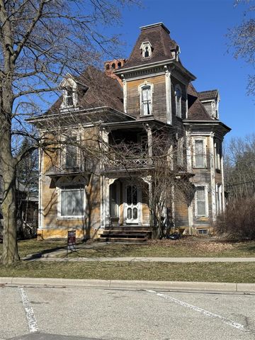 112 W Main Street, Manchester, MI 48158