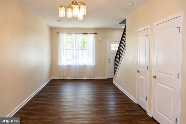21 ROWAND WAY E, Clementon, NJ 08021