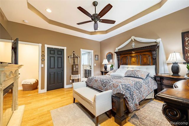 135 Great Pines Drive, Oxford, MI 48371