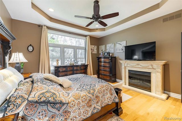 135 Great Pines Drive, Oxford, MI 48371