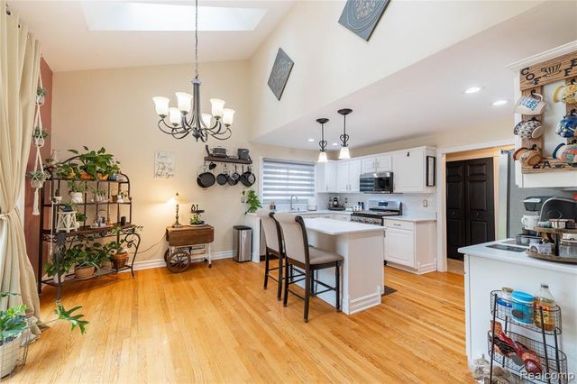 135 Great Pines Drive, Oxford, MI 48371