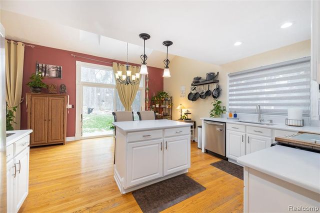 135 Great Pines Drive, Oxford, MI 48371