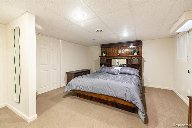 135 Great Pines Drive, Oxford, MI 48371