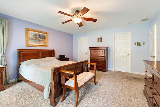 39 Stone Farm Road, Barrington, NH 03825
