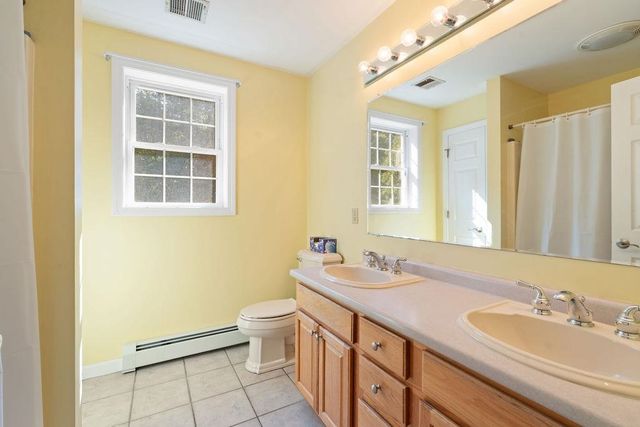 39 Stone Farm Road, Barrington, NH 03825