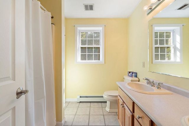 39 Stone Farm Road, Barrington, NH 03825