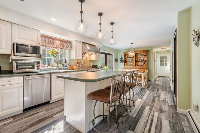 39 Stone Farm Road, Barrington, NH 03825