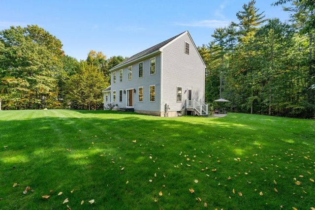 39 Stone Farm Road, Barrington, NH 03825