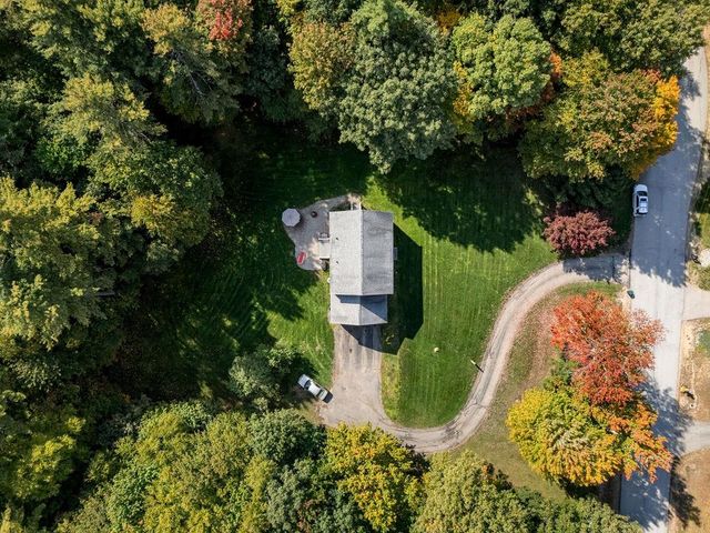 39 Stone Farm Road, Barrington, NH 03825
