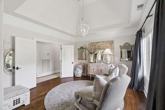 1060 Natchez Valley Ln, Franklin, TN 37064