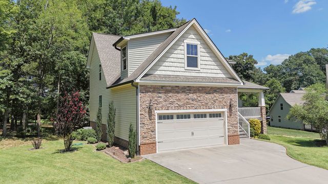 540 NW Clintons Pass, Cleveland, TN 37312