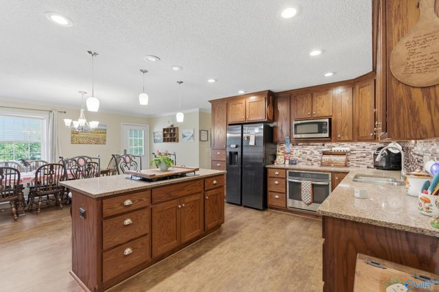 2679 Old Big Cove Road, Owens Cross Roads, AL 35763