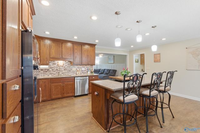2679 Old Big Cove Road, Owens Cross Roads, AL 35763