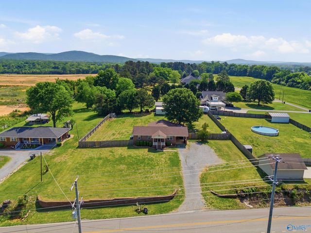 2679 Old Big Cove Road, Owens Cross Roads, AL 35763