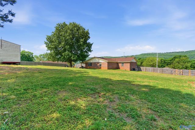 2679 Old Big Cove Road, Owens Cross Roads, AL 35763