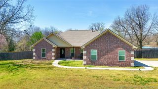 21107 S 530 Road, Tahlequah, OK 74464
