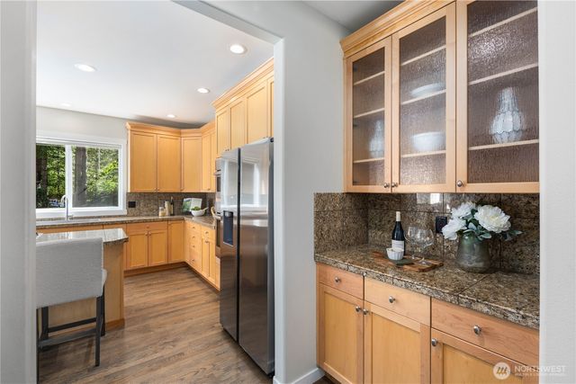 27728 SE 268th St, Ravensdale, WA 98051
