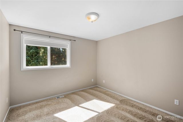 27728 SE 268th St, Ravensdale, WA 98051