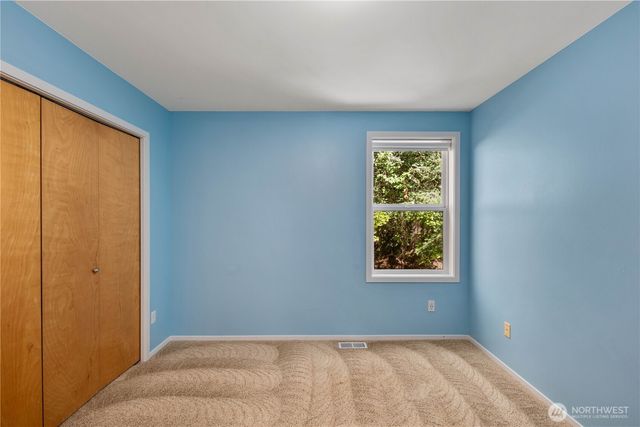 27728 SE 268th St, Ravensdale, WA 98051