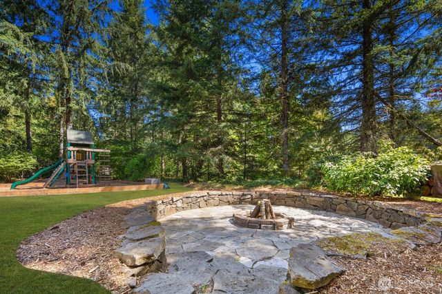 27728 SE 268th St, Ravensdale, WA 98051