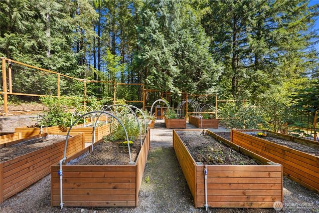 27728 SE 268th St, Ravensdale, WA 98051