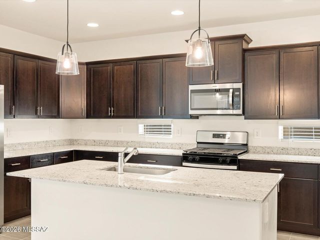 6769 E Via Del Cantillo, Tucson, AZ 85756