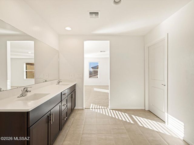 6769 E Via Del Cantillo, Tucson, AZ 85756