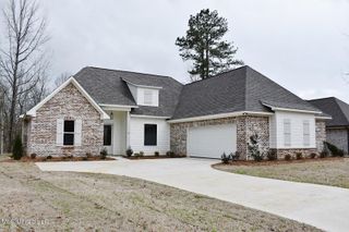 131 Salus Bend, Clinton, MS 39056