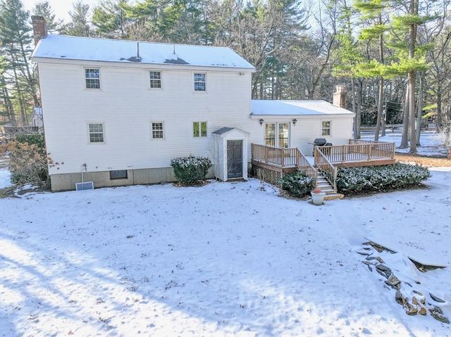 40 Maureen Drive, Tewksbury, MA 01876