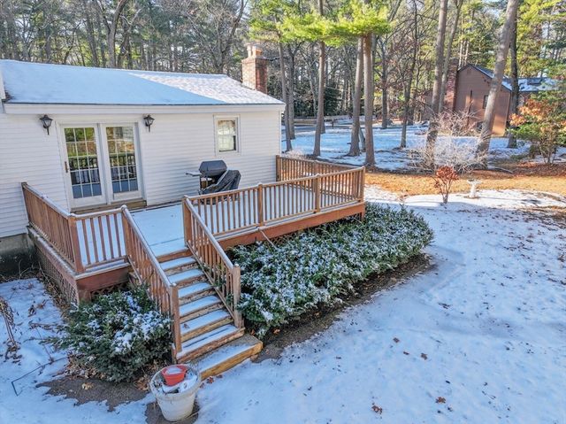 40 Maureen Drive, Tewksbury, MA 01876