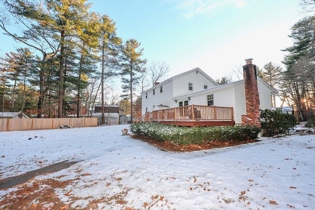40 Maureen Drive, Tewksbury, MA 01876