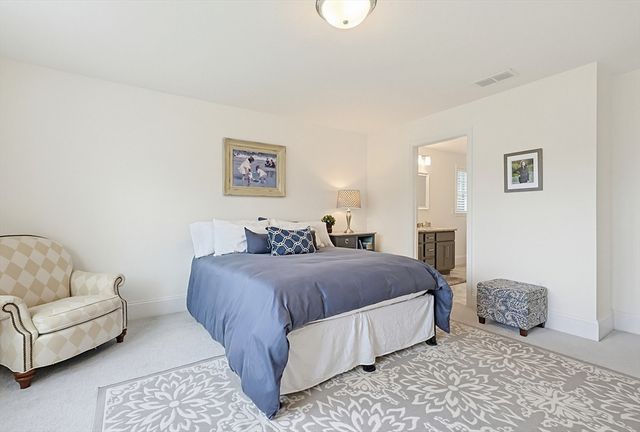 27 Cleary Cir 27, Norfolk, MA 02056