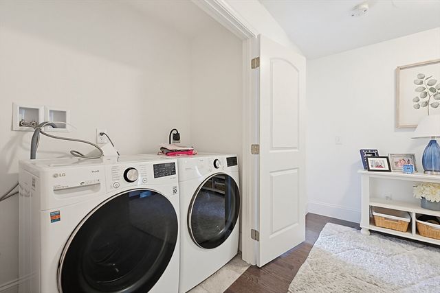 27 Cleary Cir 27, Norfolk, MA 02056