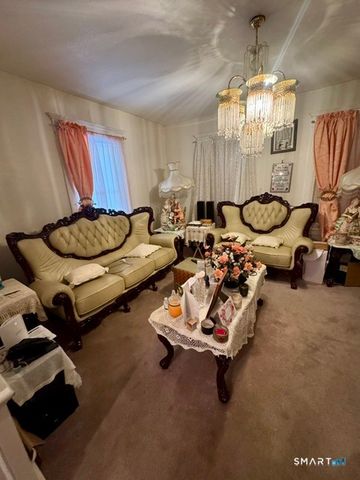 11 Bliss Street, East Hartford, CT 06108