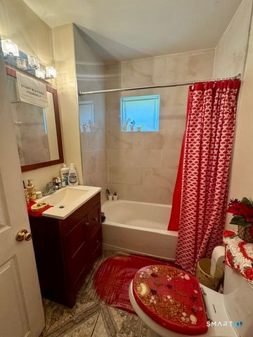 11 Bliss Street, East Hartford, CT 06108